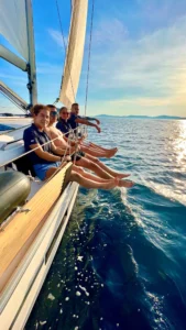 Z&aacute;kladn&yacute; jacht&aacute;rsky kurz &ndash; Chorv&aacute;tska licencia (Voditelj brodice B)